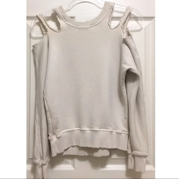 n:Philanthropy Minerva Cold Shoulder Top - Picture 12 of 16